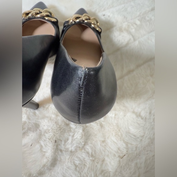 Black heels with chain - Picture 6 of 7